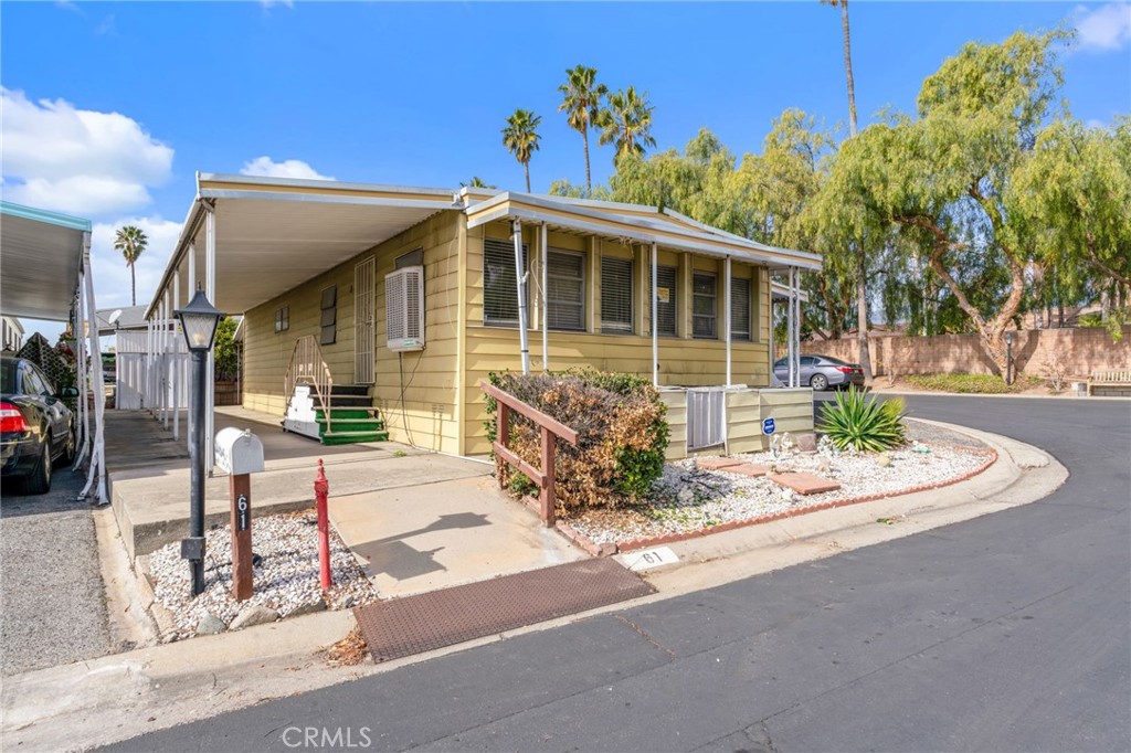 2692 Highland Avenue 61 Property Photo 1
