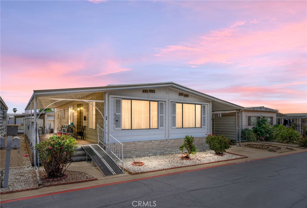 975 California Street 54 Property Photo 1