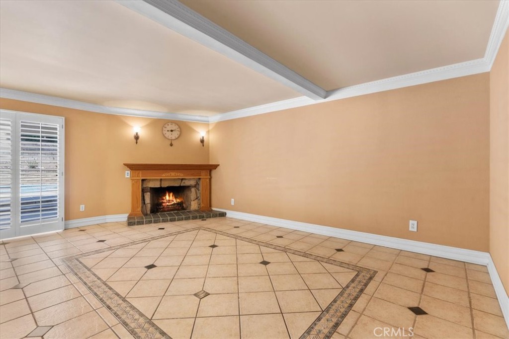 10586 Ring Ave Property Photo 10