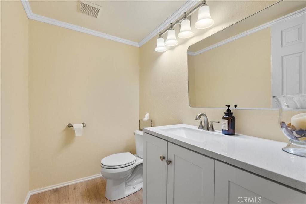 10586 Ring Ave Property Photo 16