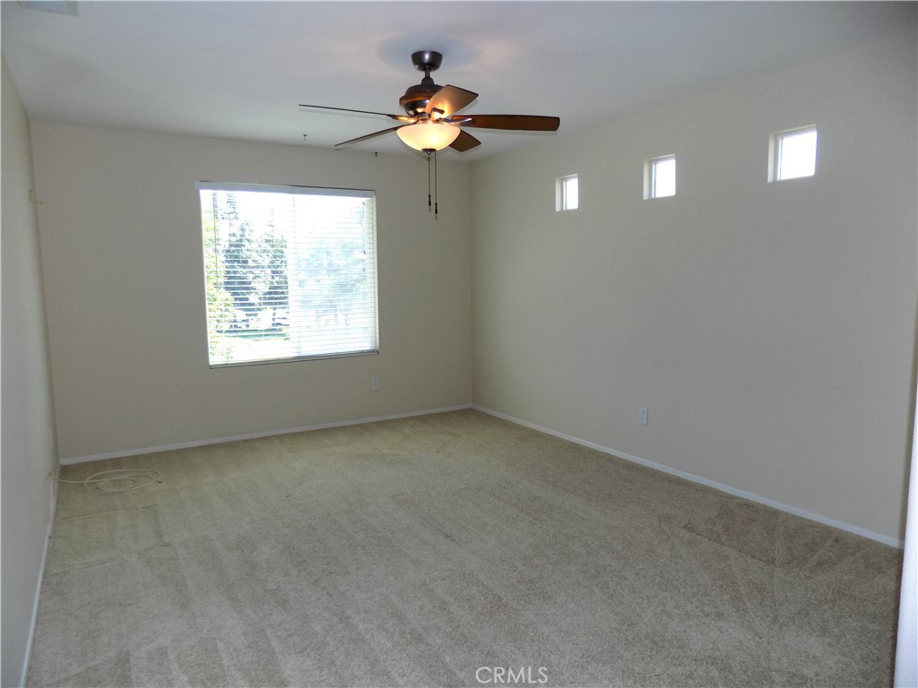 33349 Wallace Way Property Photo 11
