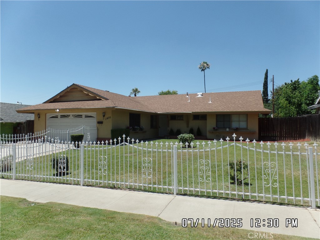 1676 Dumbarton Avenue Property Photo 1