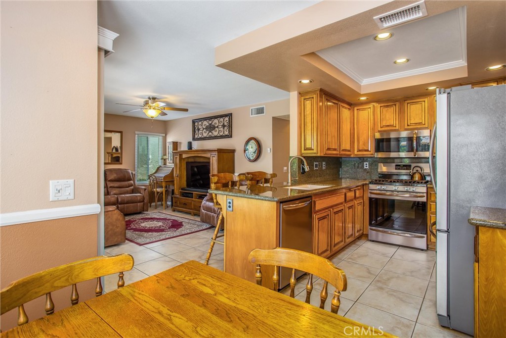 100 Waters Court Property Photo 17