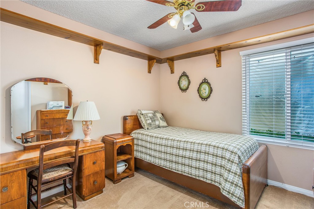 100 Waters Court Property Photo 22