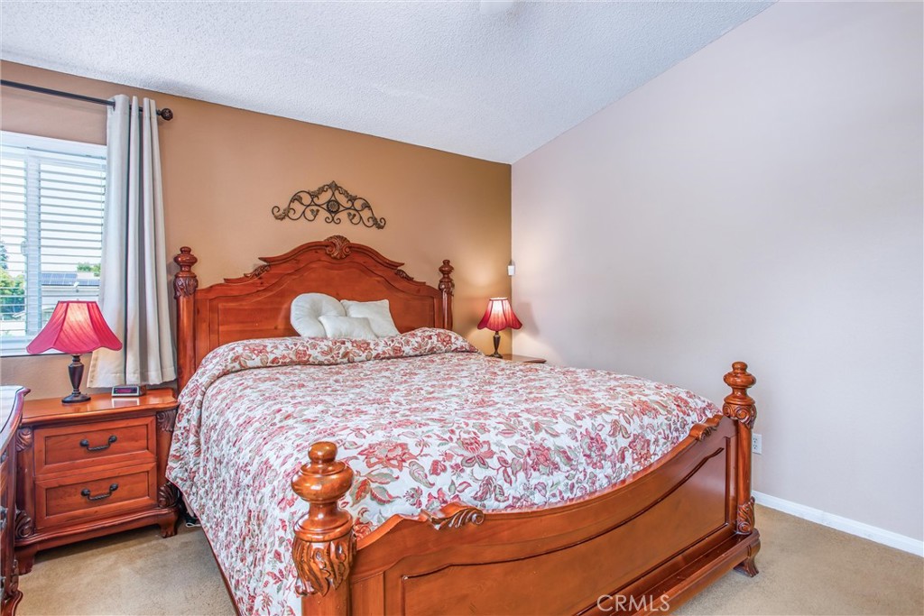 100 Waters Court Property Photo 30