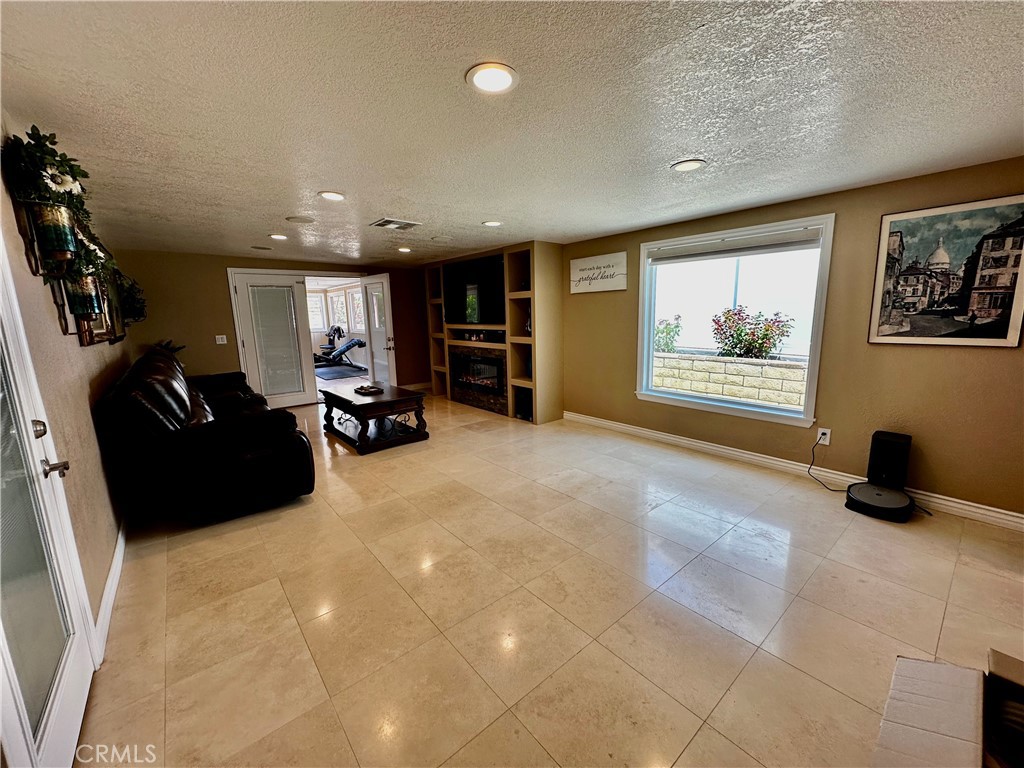 7562 Dartmouth Avenue Property Photo 5