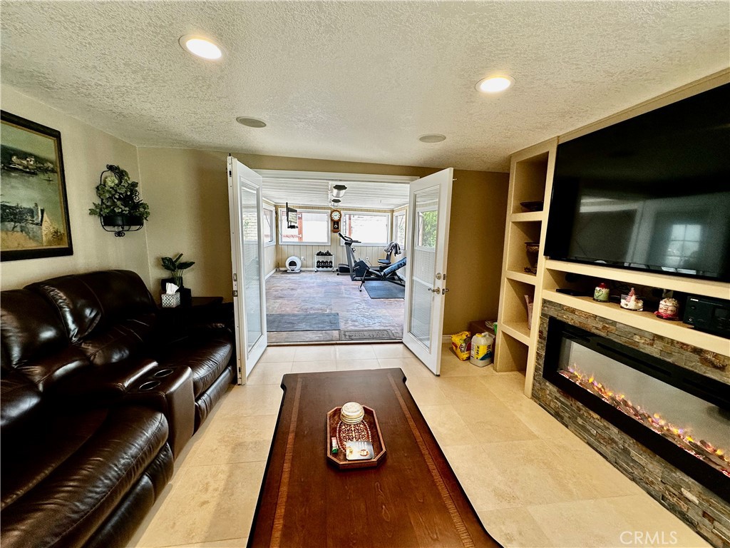 7562 Dartmouth Avenue Property Photo 6