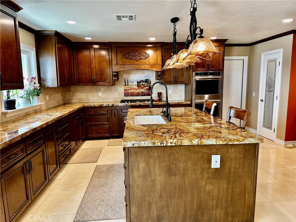 7562 Dartmouth Avenue Property Photo 11