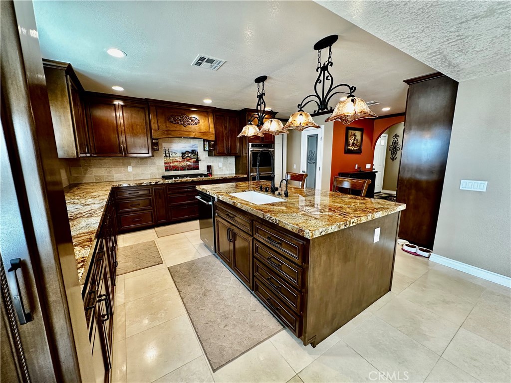 7562 Dartmouth Avenue Property Photo 15