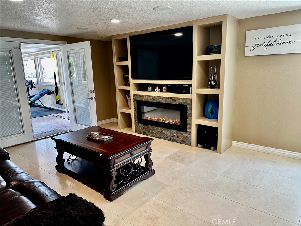 7562 Dartmouth Avenue Property Photo 63