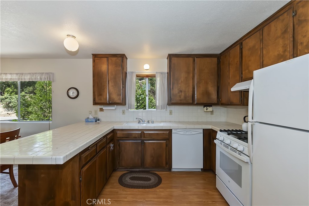 27581 St Bernard Property Photo 11