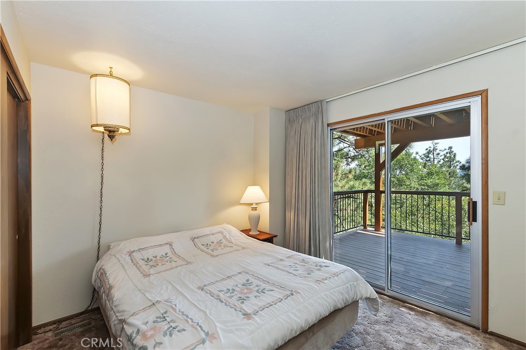 27581 St Bernard Property Photo 24