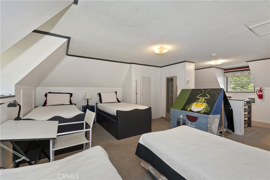362 Ca-173 Property Photo 29