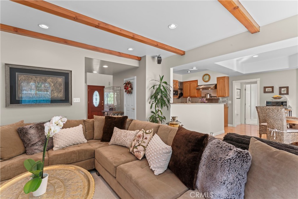 197 Massive Road Property Photo 20