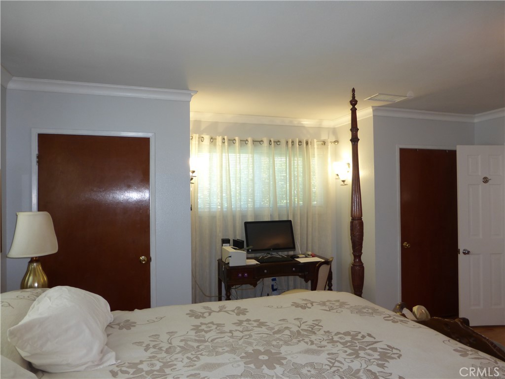 7106 Elmwood Road Property Photo 9