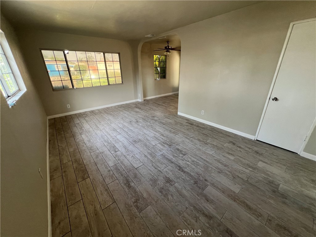 107 N Encina Avenue Property Photo 4
