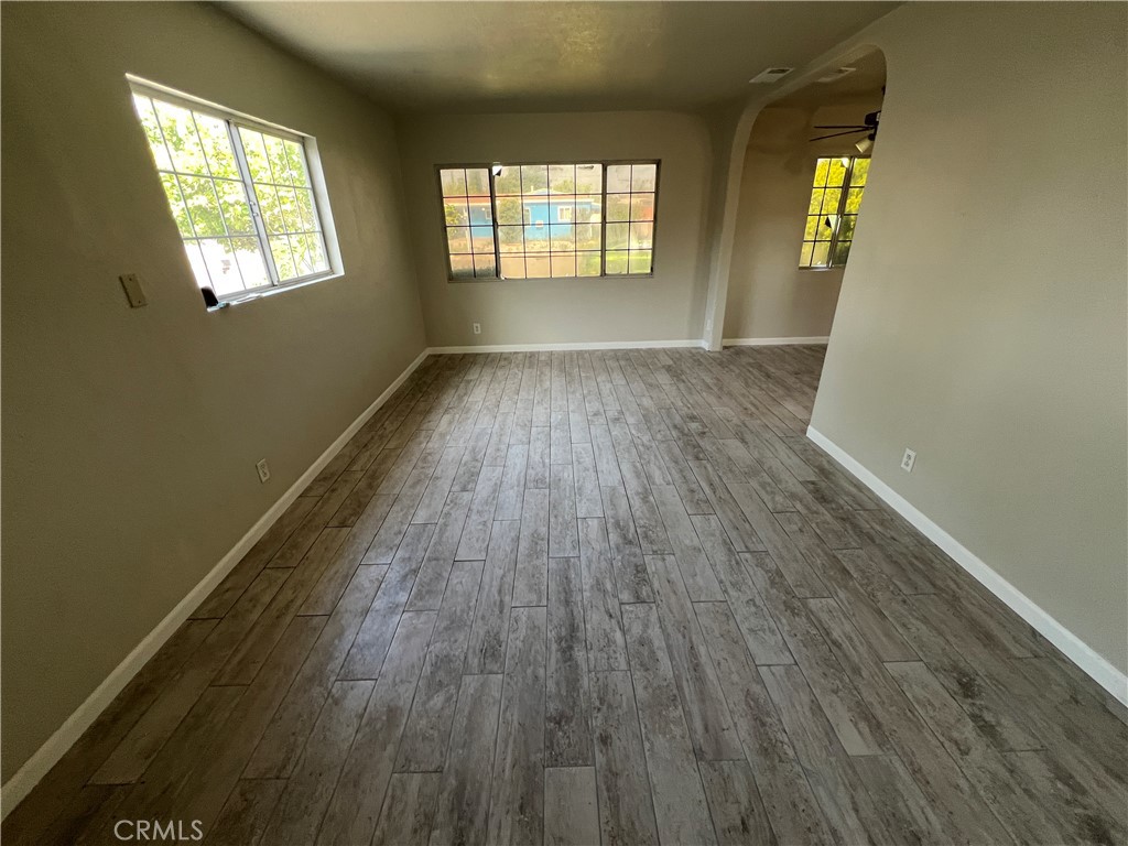 107 N Encina Avenue Property Photo 5