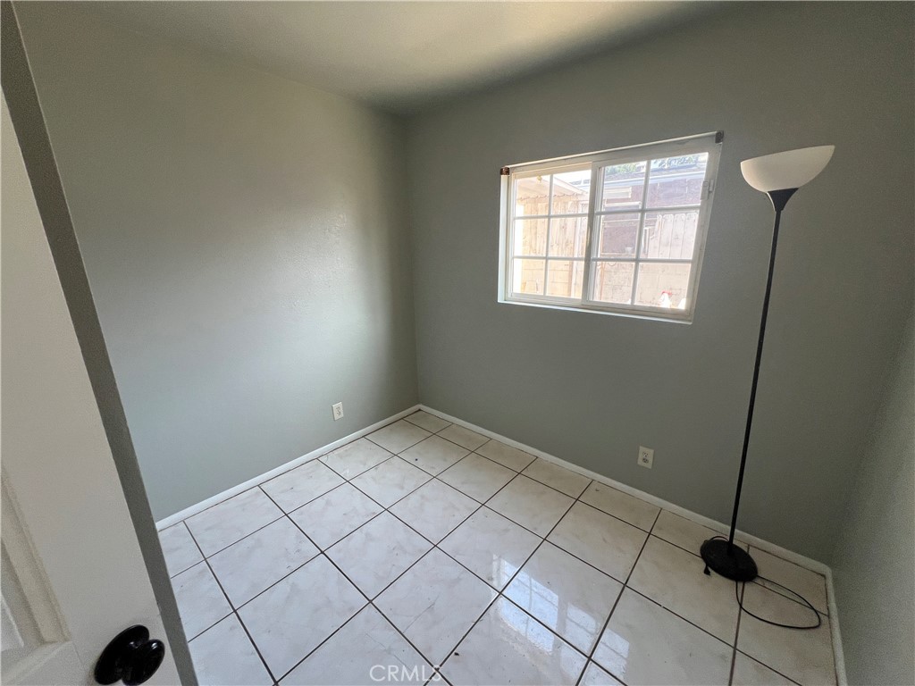 107 N Encina Avenue Property Photo 9