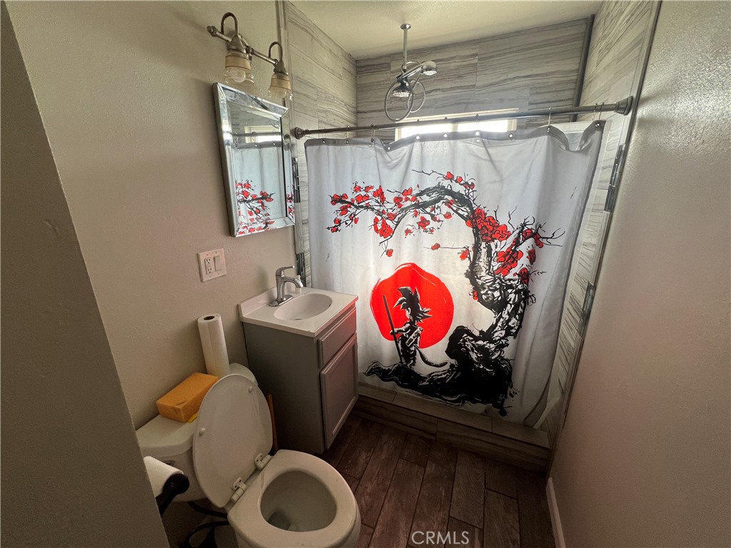107 N Encina Avenue Property Photo 10