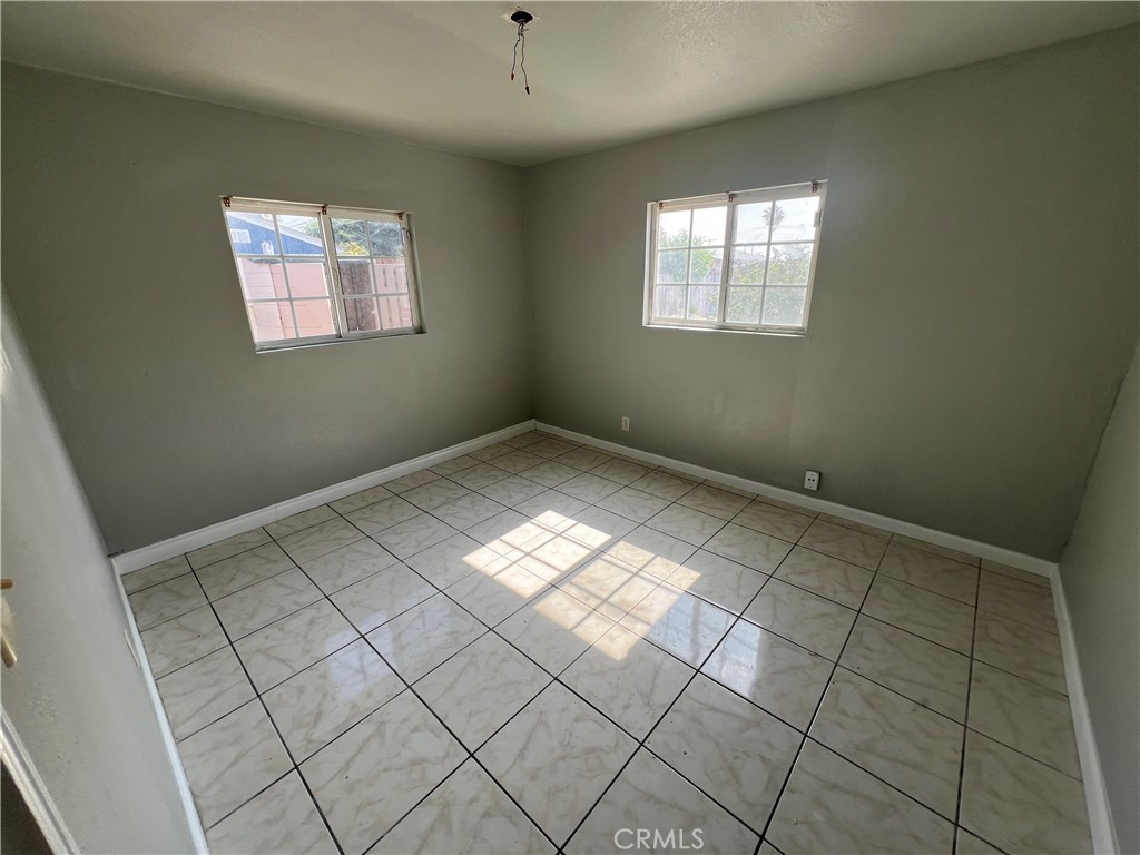 107 N Encina Avenue Property Photo 11