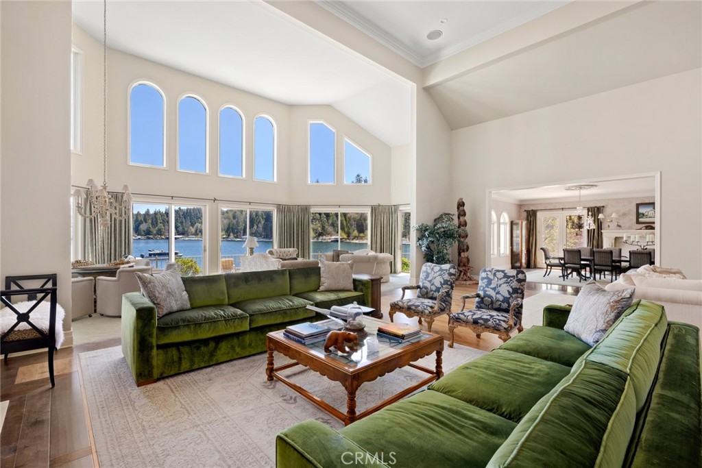177 Shorewood Drive Property Photo 12