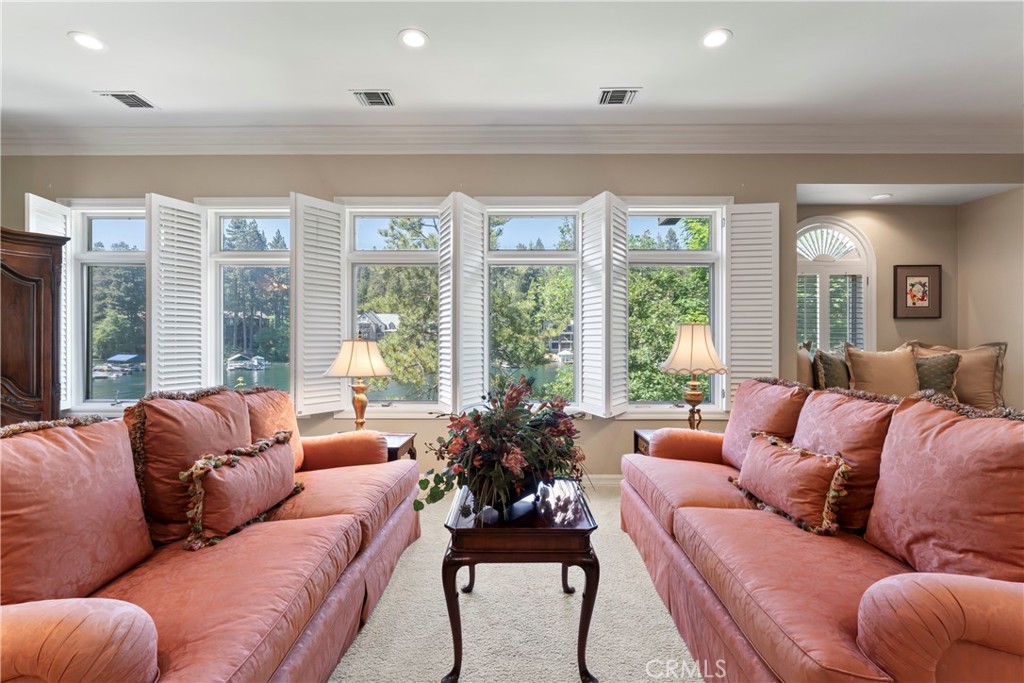 177 Shorewood Drive Property Photo 34