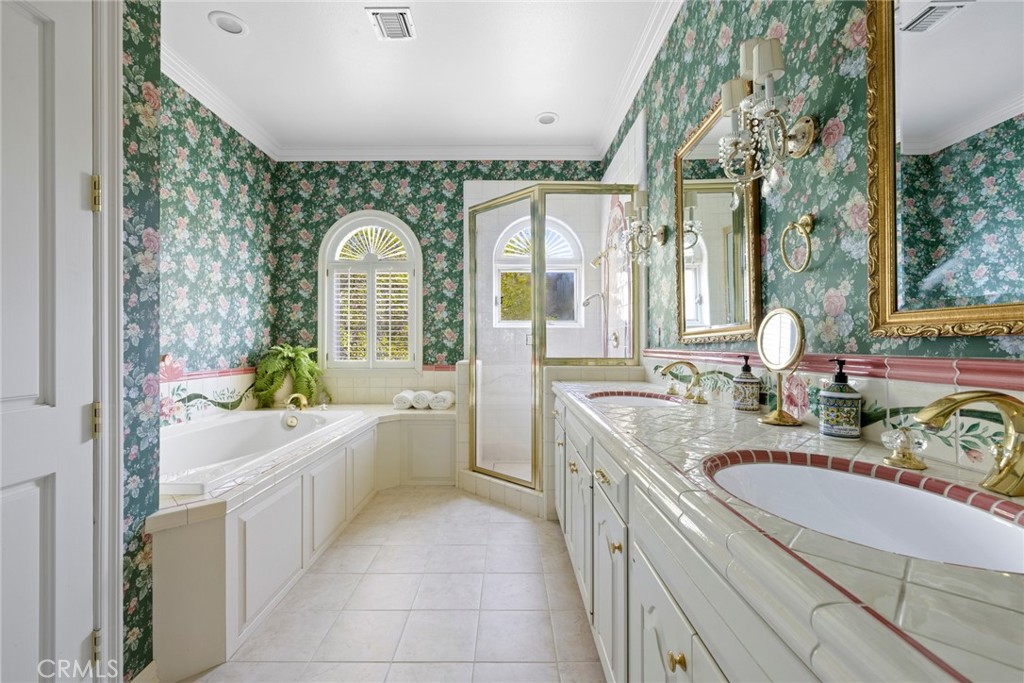 177 Shorewood Drive Property Photo 44