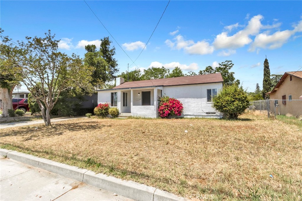1131 W Nicolet Street Property Photo 2