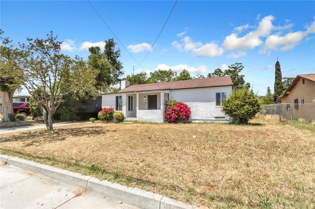 1131 W Nicolet Street Property Photo 2