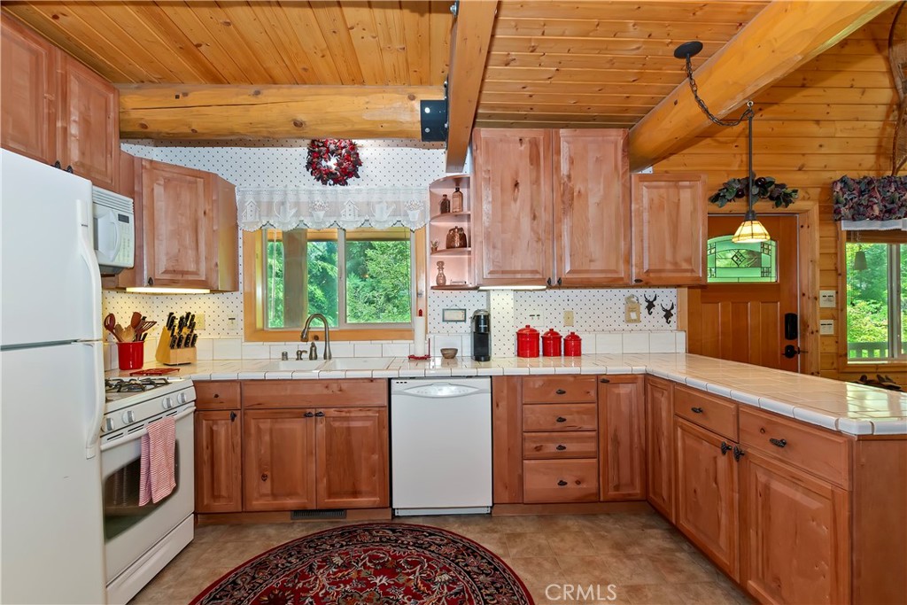 29729 Katherine Way Property Photo 12