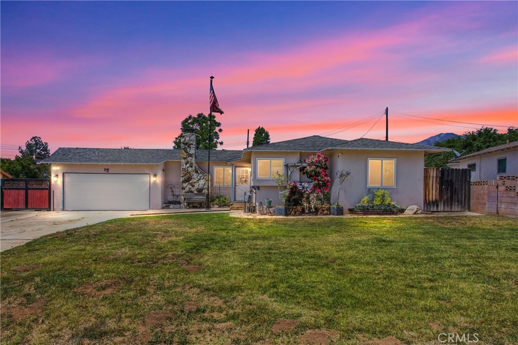 34838 Shasta Street Property Photo 1