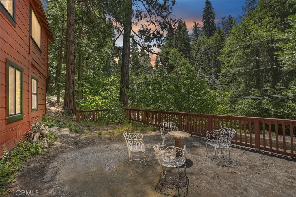 425 Blue Jay Canyon Road Property Photo 2