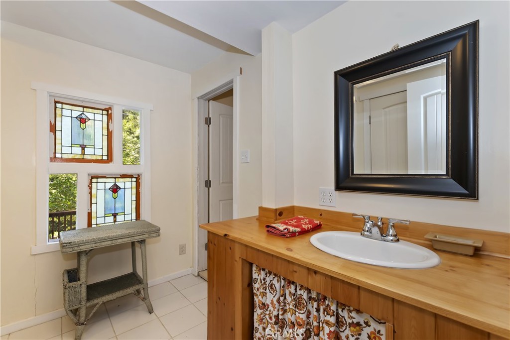 425 Blue Jay Canyon Road Property Photo 36