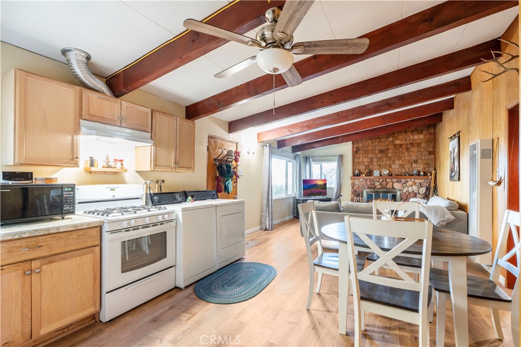 797 Chateau Drive Property Photo 8