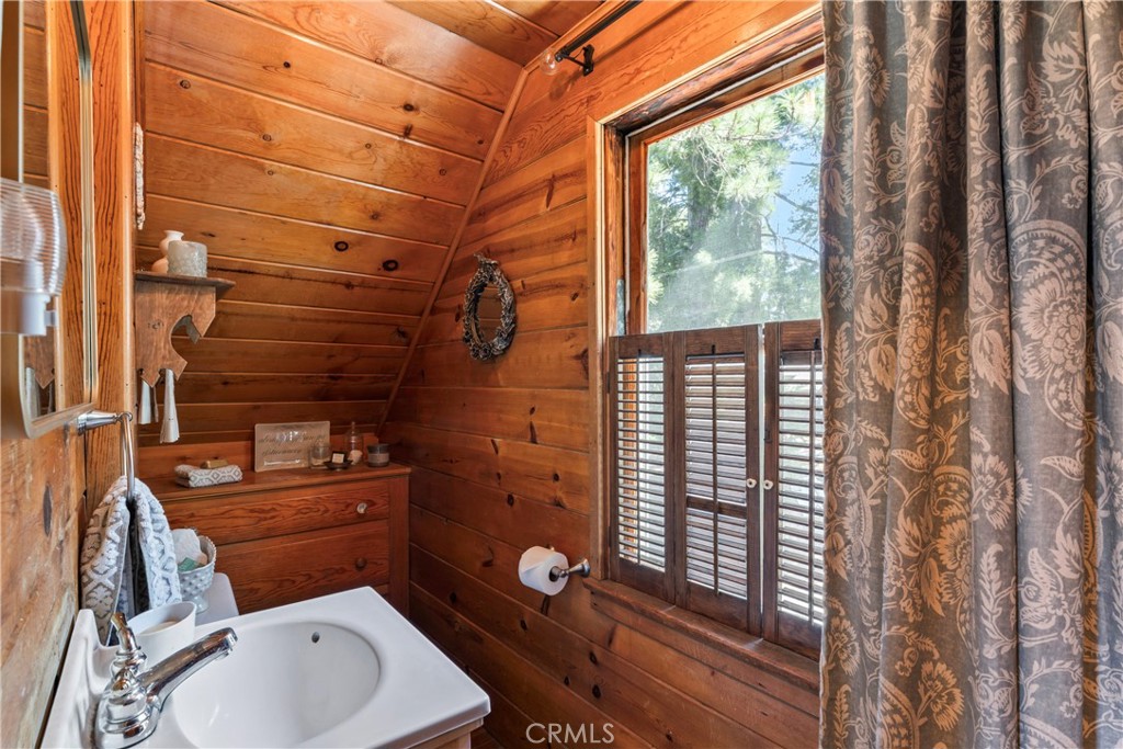 600 Rose Lane Property Photo 23