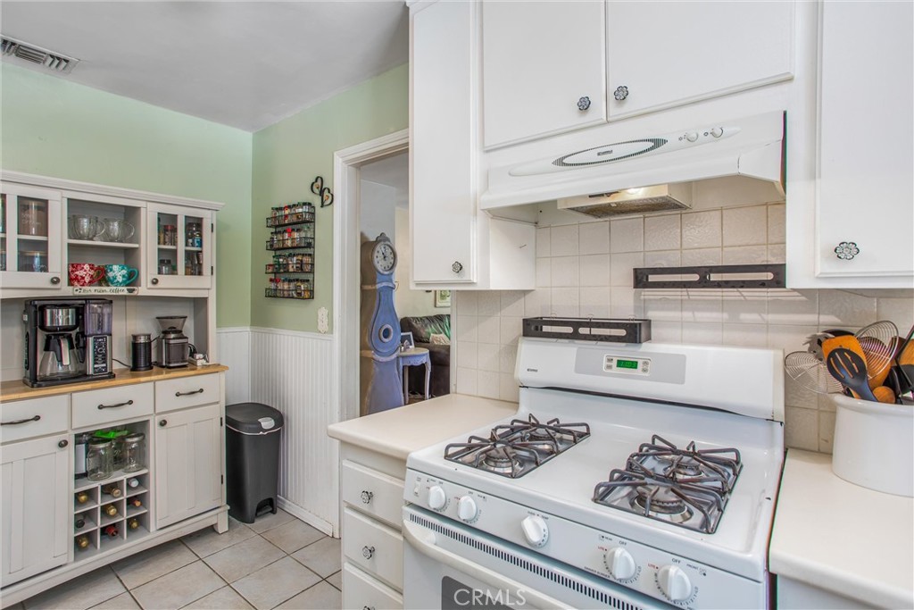 1111 W Palm Avenue Property Photo 12