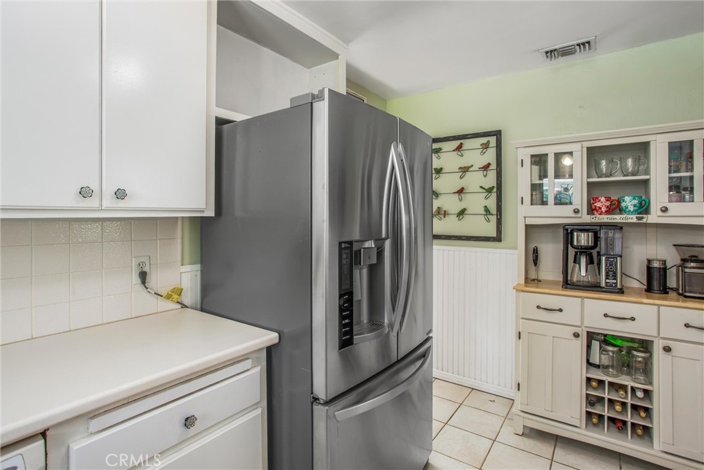1111 W Palm Avenue Property Photo 13