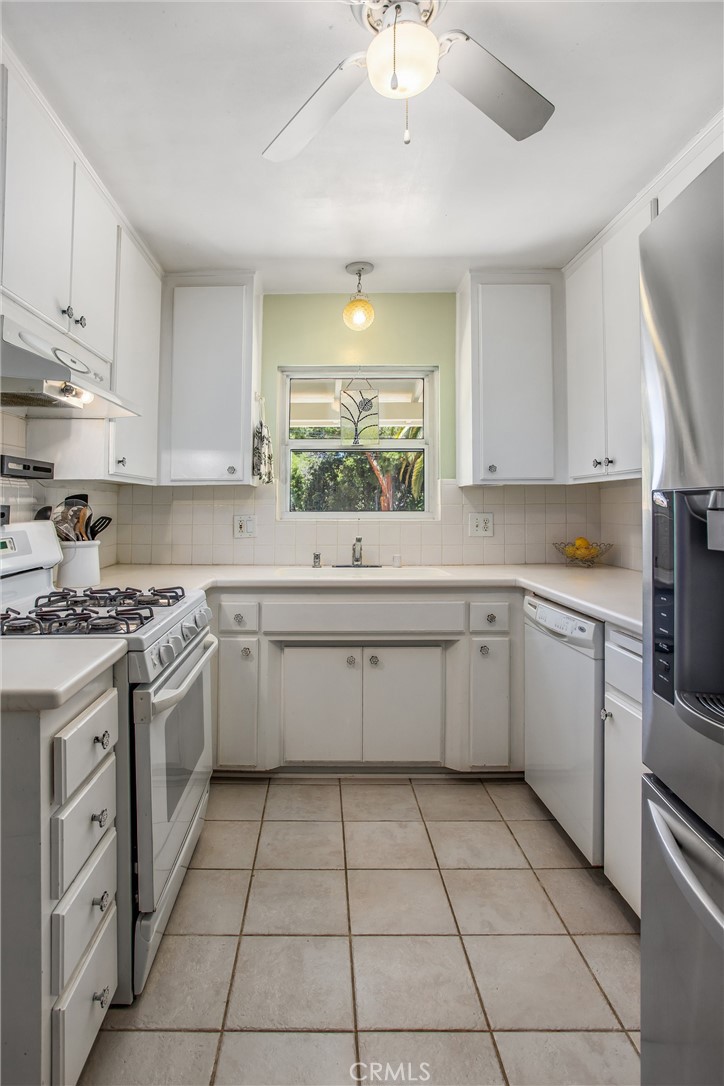 1111 W Palm Avenue Property Photo 15