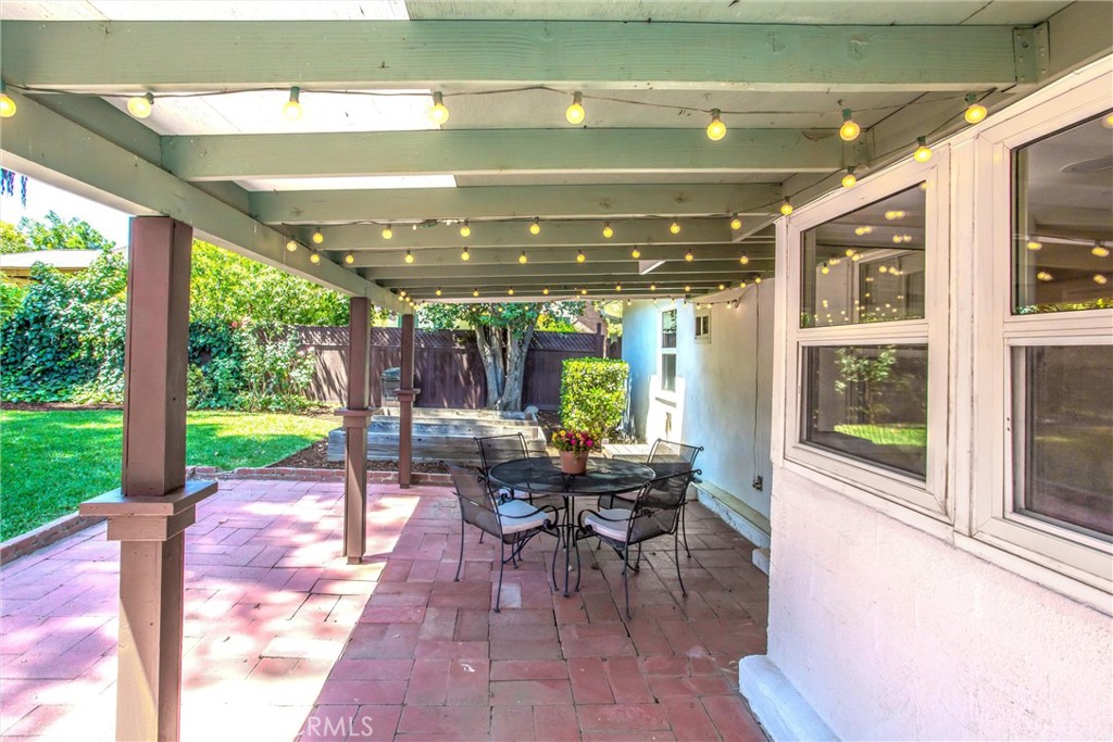 1111 W Palm Avenue Property Photo 29