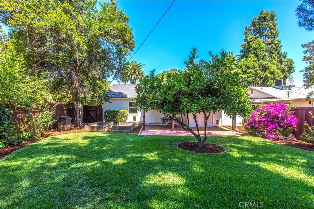 1111 W Palm Avenue Property Photo 32