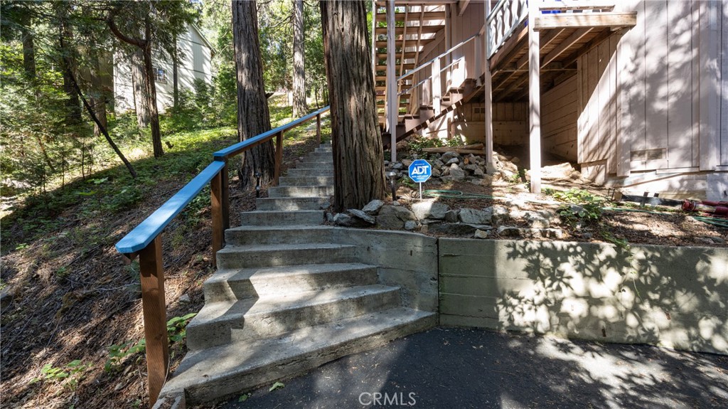 24083 Cresta Drive Property Photo 44