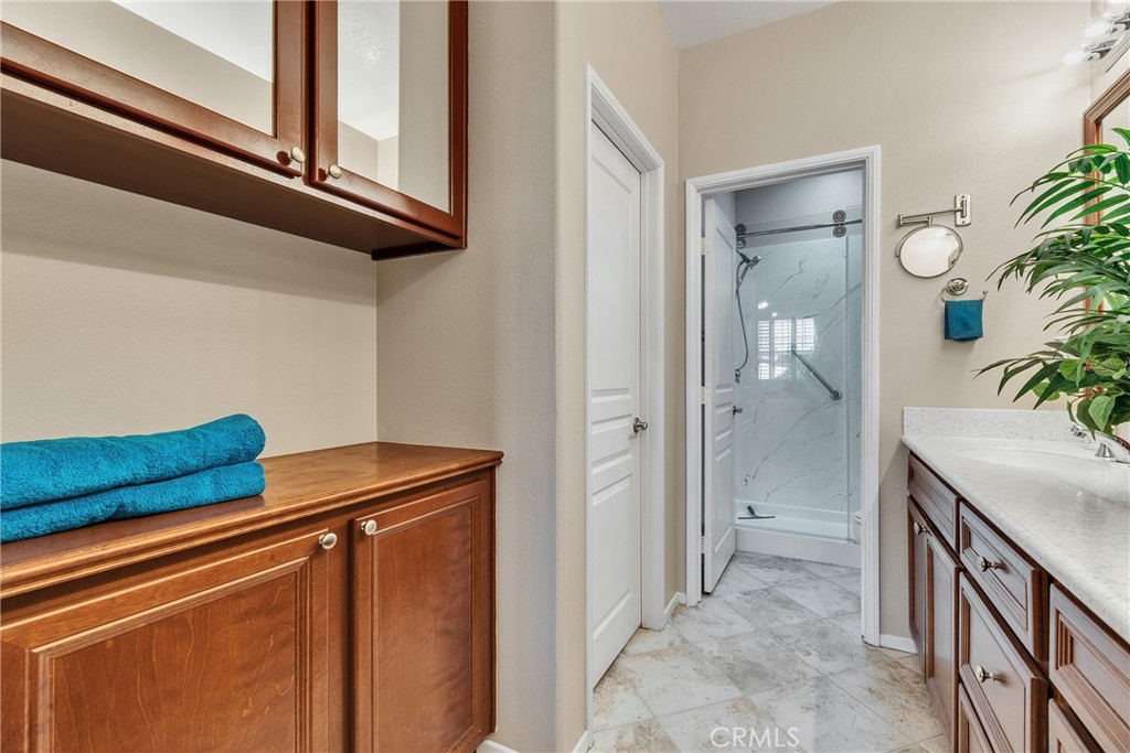 1671 Beaver A Property Photo 15