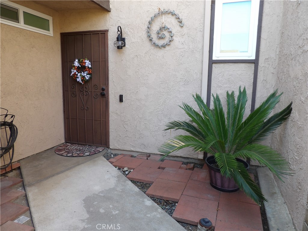 2175 Aspenwood Court Property Photo 2