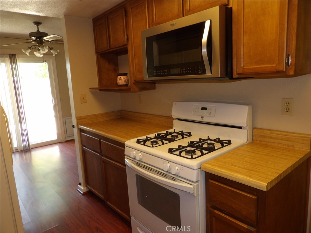 2175 Aspenwood Court Property Photo 6