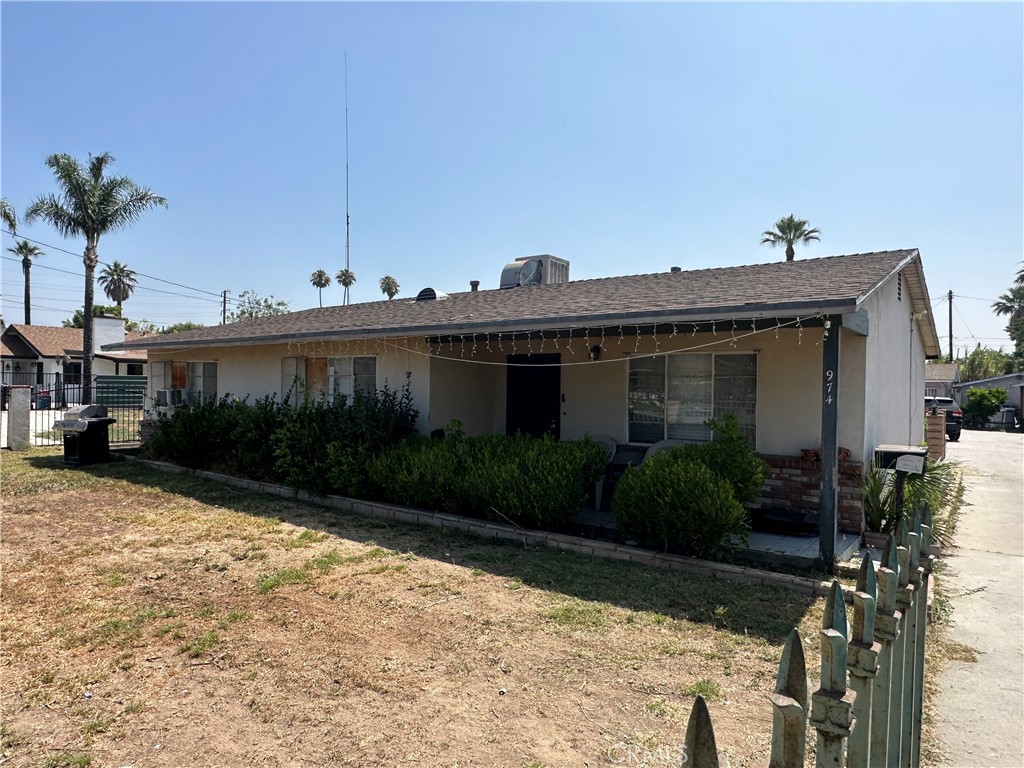 974 Grand Avenue Property Photo 1