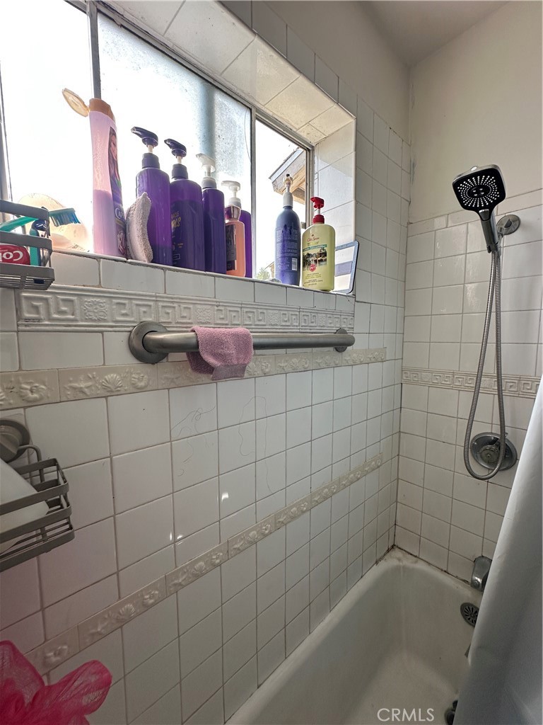 974 Grand Avenue Property Photo 16