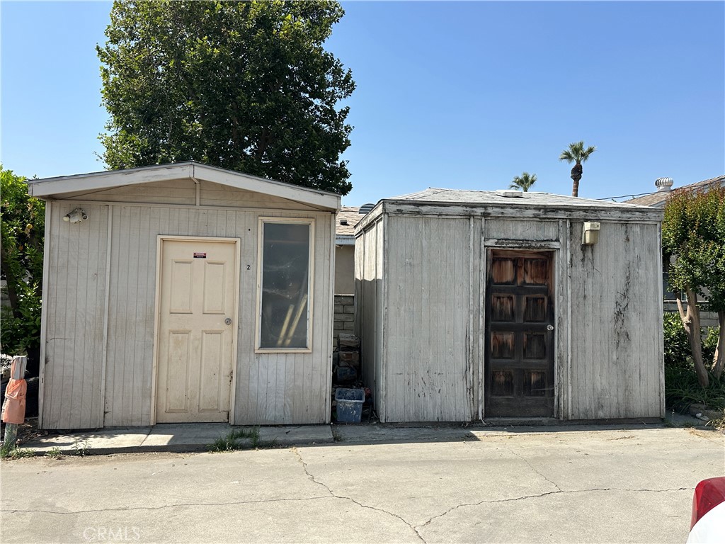 974 Grand Avenue Property Photo 22