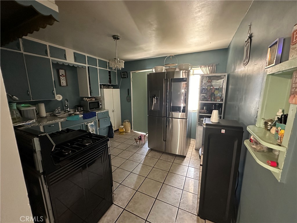 974 Grand Avenue Property Photo 27