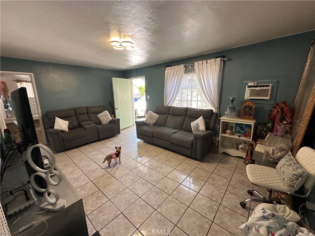 974 Grand Avenue Property Photo 28