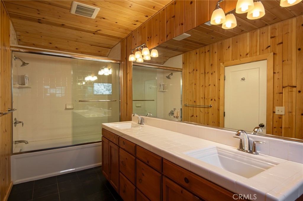 28819 North Shore Road Property Photo 19